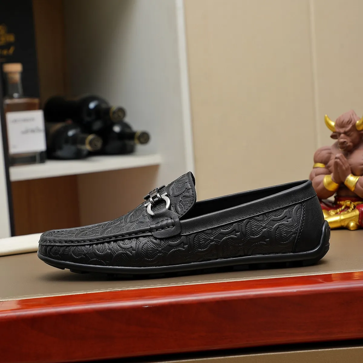 Men's shoes 💰360 🕷🕷【Ferragamo】Ferragamo Popular fashionable casual slip-on shoes🇨🇳Official website counter 1:1 production, original mold opening💯Good quality visible, imported high-end first-layer calfskin, luxurious pigskin lining🌿Very clear texture, high-quality waterproof, non-slip and wear-resistant outsole🎋High quality and low price, truly handmade🍓Color, code number 38-45